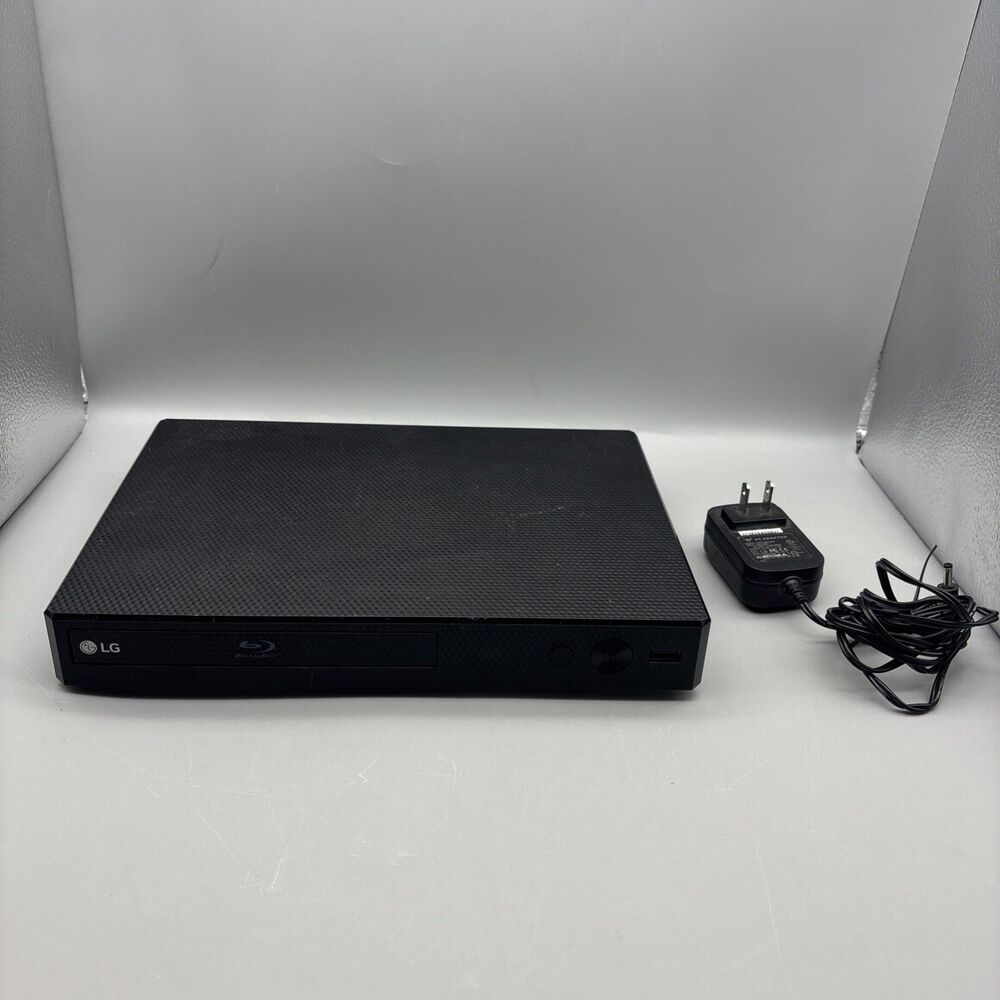 LG BPM35 Blu‑ray Disc Player Black – W/Adapter – No Remote - Working!